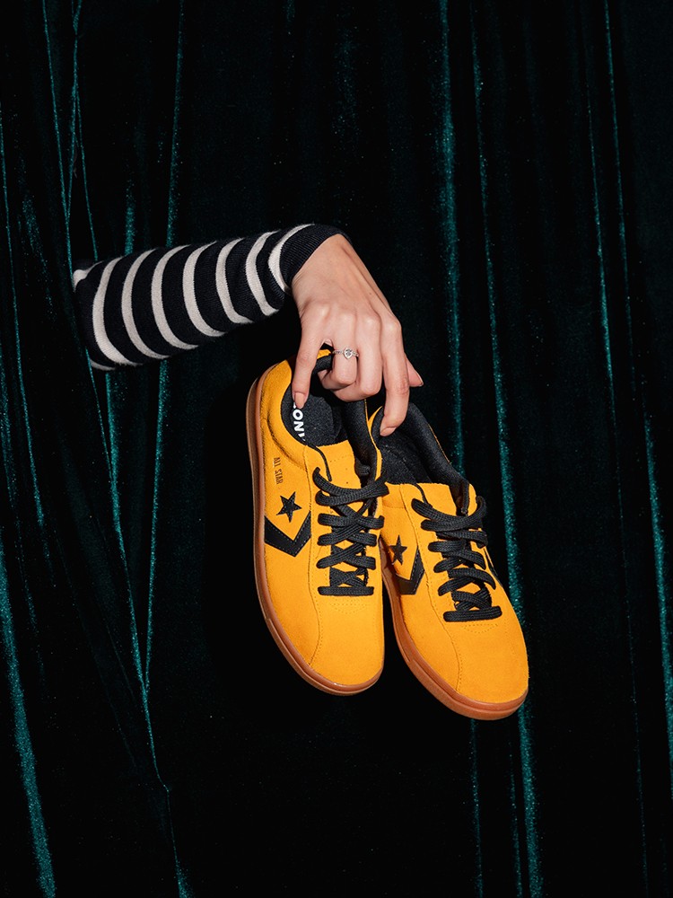 컨버스
SEASON OFF