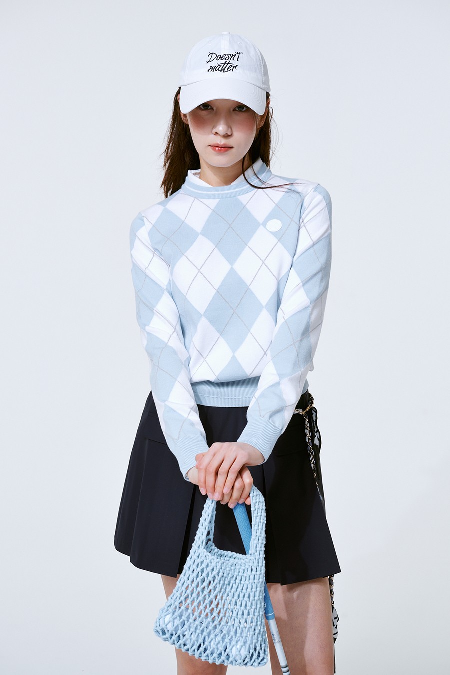 Soft Argyle Round Neck Knit