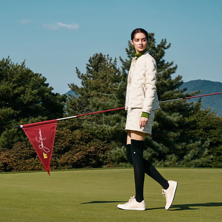 코오롱 골프 브랜드가 준비한 NEW YEAR'S HOLIDAY EDIT 