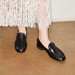 https://www.kolonmall.com/Brands/SUECOMMABONNIE/List/133020162897