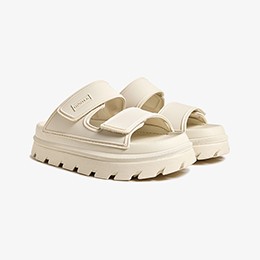 https://www.kolonmall.com/Brands/HUNTER/List/133010202000?inStock=TRUE