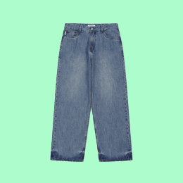 https://www.kolonmall.com/Brands/amoupre/List/133020070100
