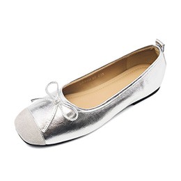 https://www.kolonmall.com/Brands/SPUR/List/133010071603?inStock=TRUE