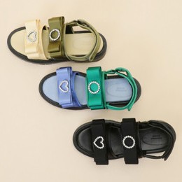 https://www.kolonmall.com/Category/List/133010030000?supplierBrands=SB_B1